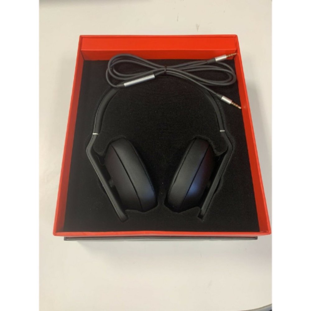 1MORE Headphones with Microphone,Remote Black X204
